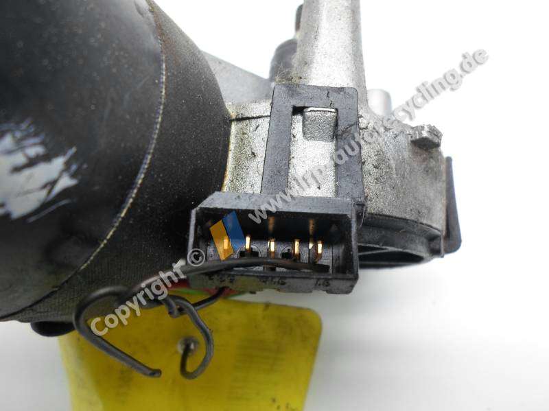 Audi A3 8L Bj.1997 Wischermotor vorn 1J1955113A Bosch 0390241137